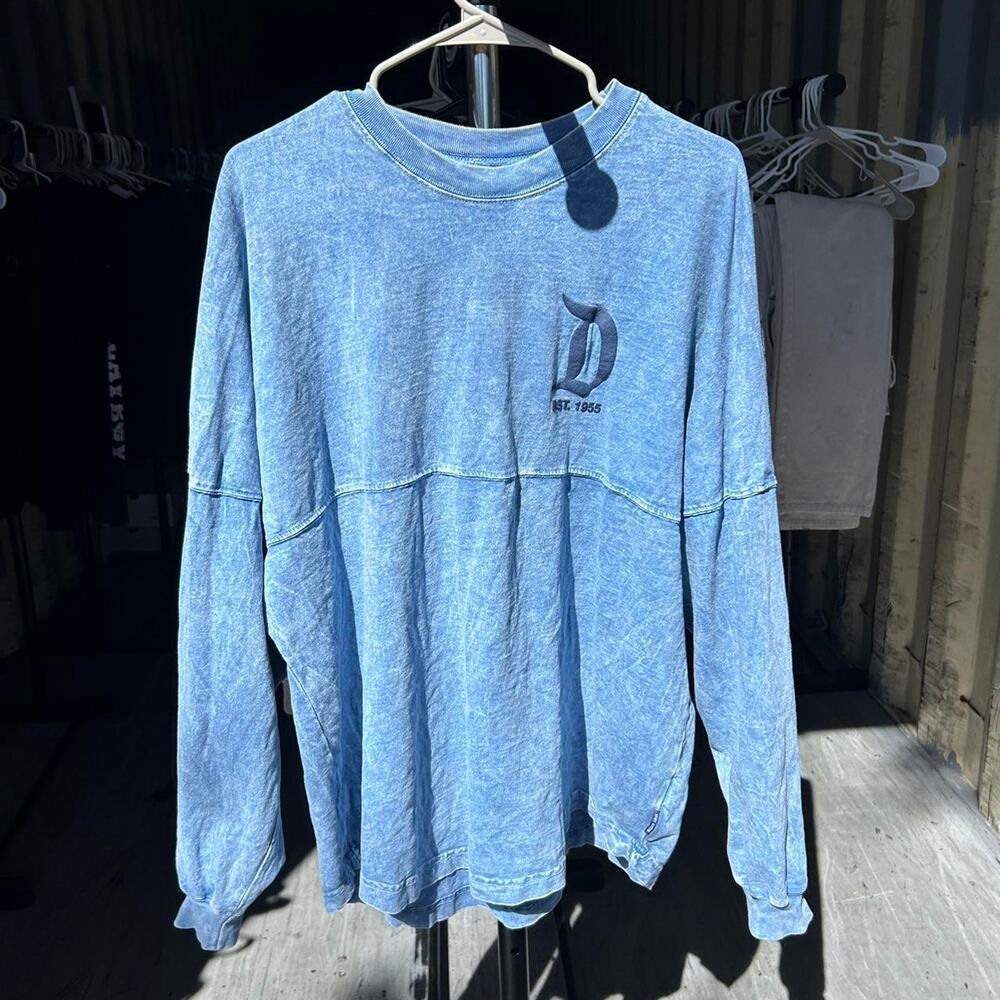 Size Large - Blue Disneyland Sweatshirt DisneyParks